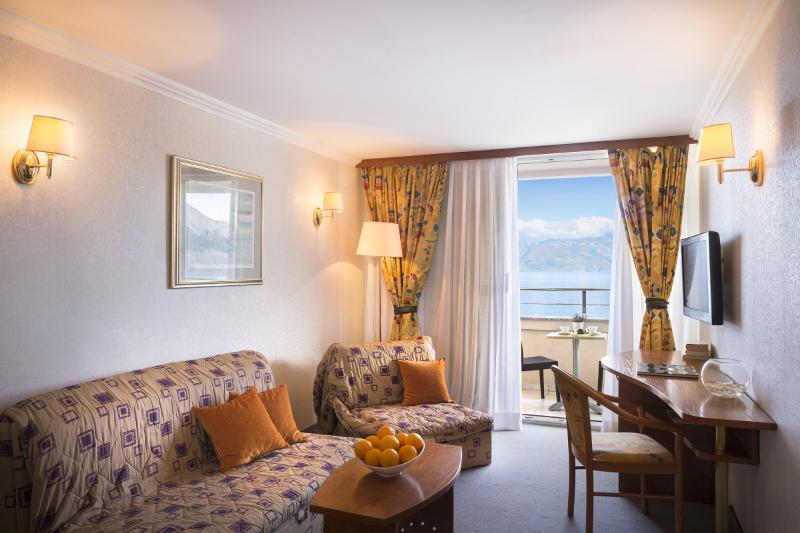 Sunny Baska Hotel Exterior photo